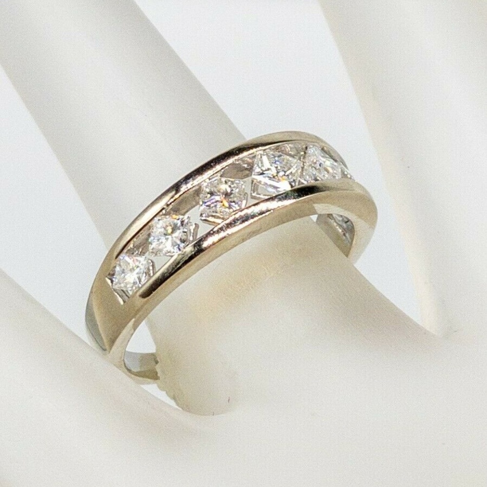 PRINCESS CUTS (2CT TOTAL)  SET DESIGNER RING - Picture 7 of 10